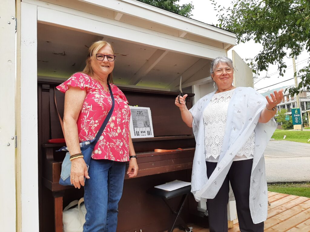 Inauguration piano public